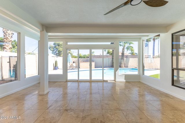 6517 S HAZELTON Lane, Tempe, AZ 85283