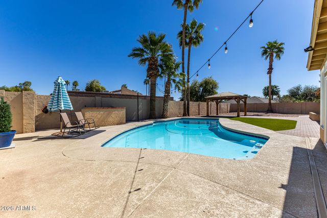 6517 S HAZELTON Lane, Tempe, AZ 85283