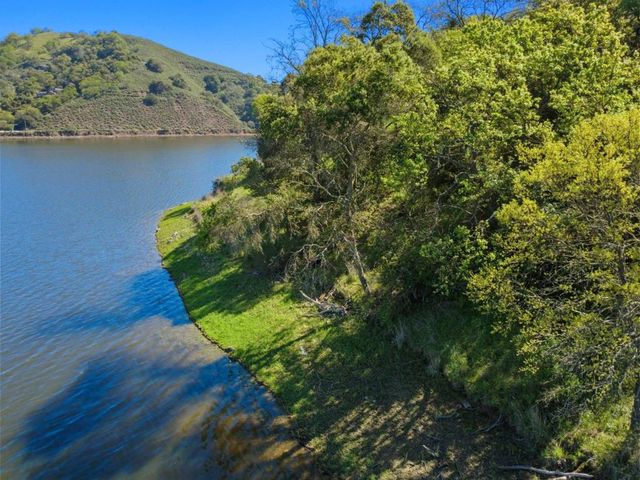 17556 Chesbro Lake Drive, Morgan Hill, CA 95037
