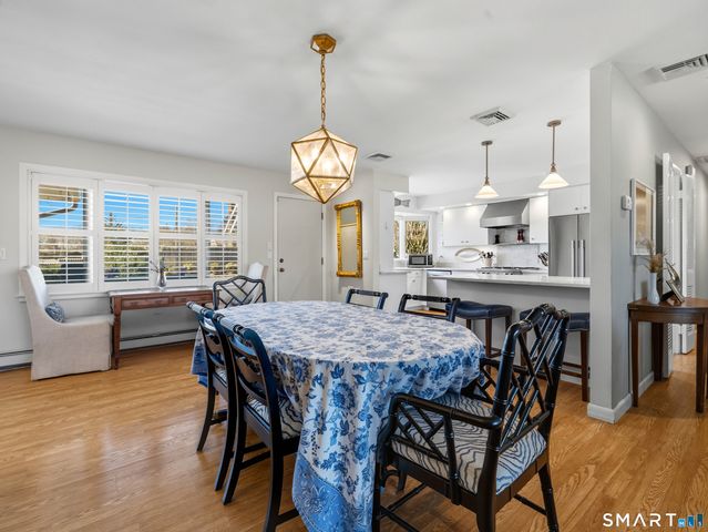 24 Cherry Lane, Madison, CT 06443