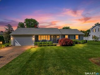 24 Cherry Lane, Madison, CT 06443