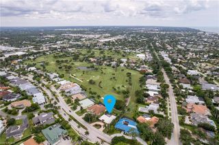 520 Harbour DR, Naples, FL 34103