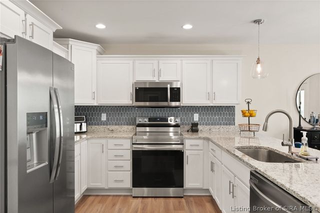 4103 Cedar Creek Court, Floyds Knobs, IN 47119