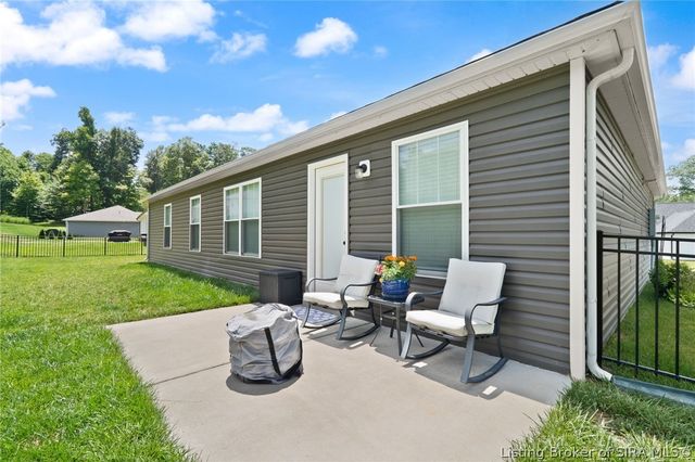 4103 Cedar Creek Court, Floyds Knobs, IN 47119