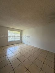 291 NW 177th St C-117, Miami Gardens, FL 33169