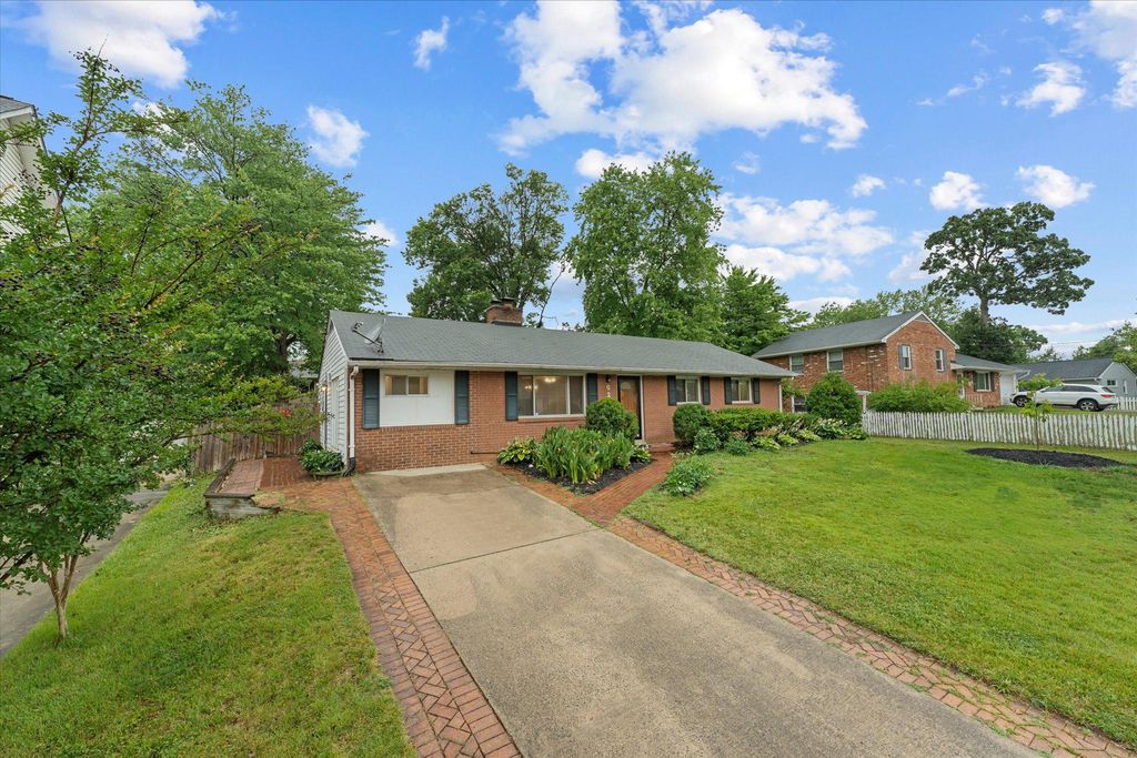 6210 DANA AVE, Springfield, VA 22150