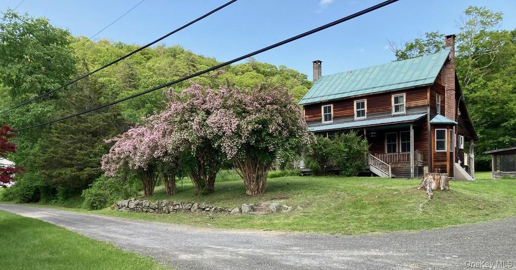 736 Sundown Road, Sundown, NY 12740