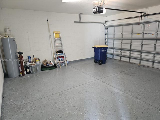 831 Bent Creek Dr, Fort Pierce, FL 34947