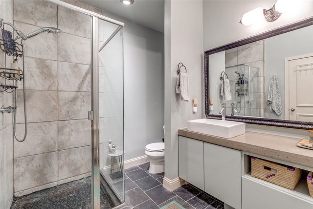 10433 High Hollows Drive 117, Dallas, TX 75230