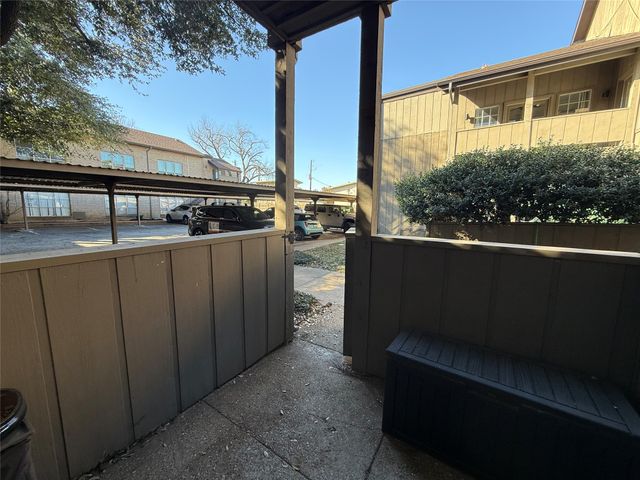 10433 High Hollows Drive 117, Dallas, TX 75230