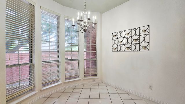 112 Ranch Trail, Irving, TX 75063