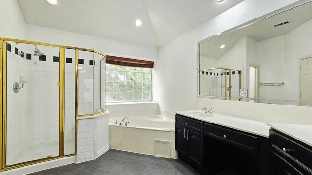 112 Ranch Trail, Irving, TX 75063