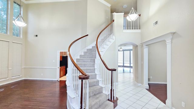 112 Ranch Trail, Irving, TX 75063