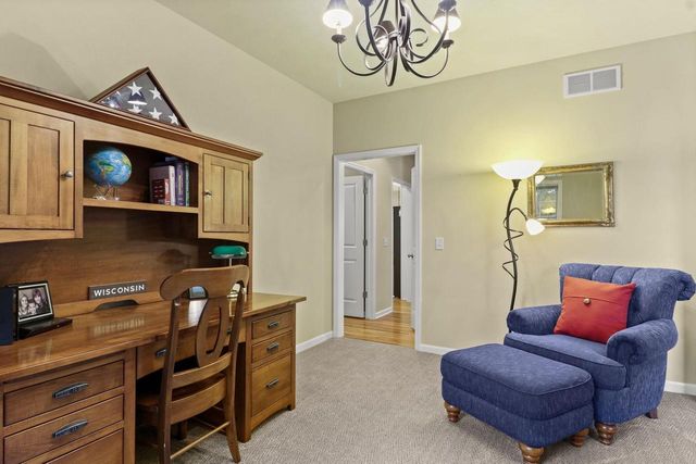 301 Bergamont Boulevard, Oregon, WI 53575