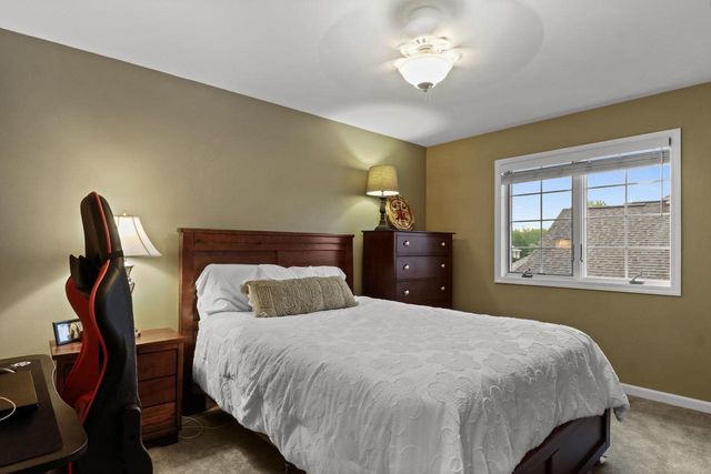 301 Bergamont Boulevard, Oregon, WI 53575