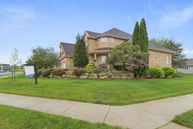 301 Bergamont Boulevard, Oregon, WI 53575