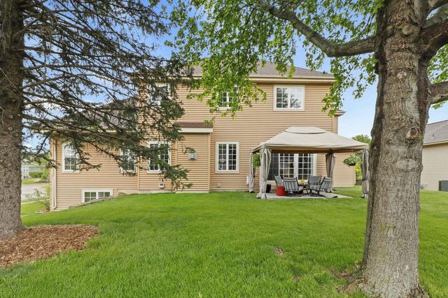 301 Bergamont Boulevard, Oregon, WI 53575