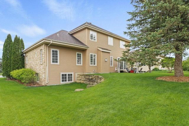 301 Bergamont Boulevard, Oregon, WI 53575