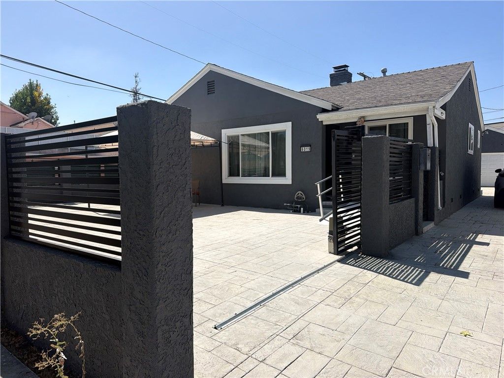 6019 Willowcrest Avenue, North Hollywood, CA 91606 — exterior