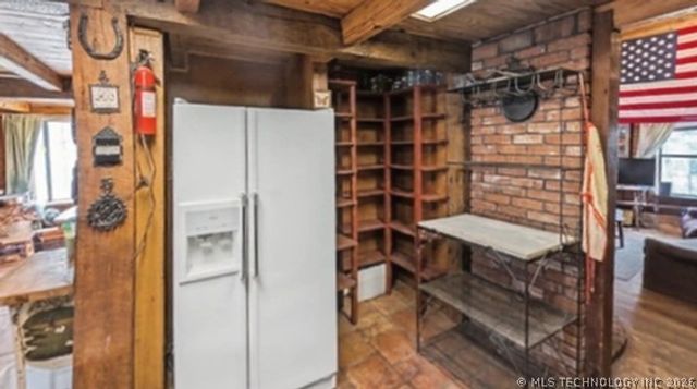 21054 E 613 Road, Tahlequah, OK 74464