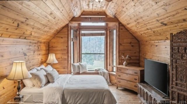 21054 E 613 Road, Tahlequah, OK 74464