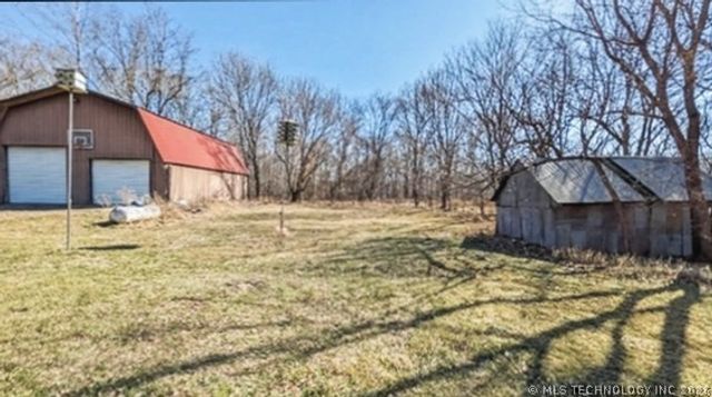 21054 E 613 Road, Tahlequah, OK 74464