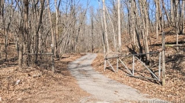 21054 E 613 Road, Tahlequah, OK 74464