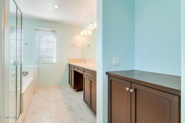 2952 Palmera Lane, Simi Valley, CA 93065