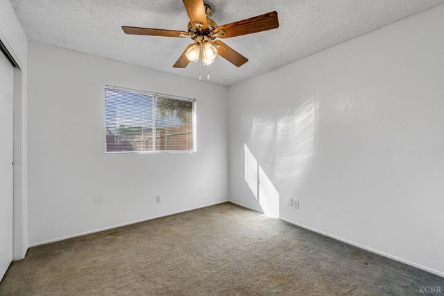 903 Boxwood Lane, Lemoore, CA 93245