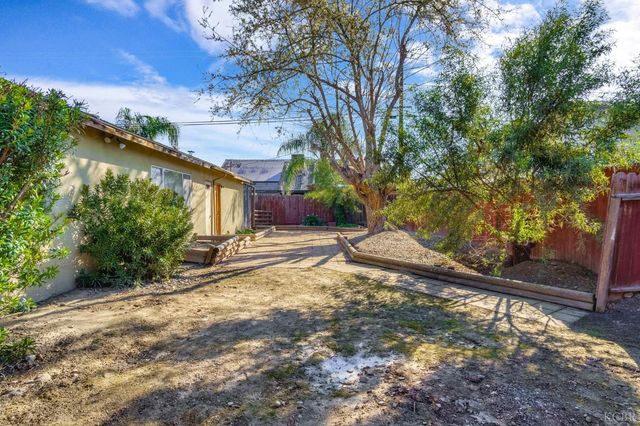 903 Boxwood Lane, Lemoore, CA 93245