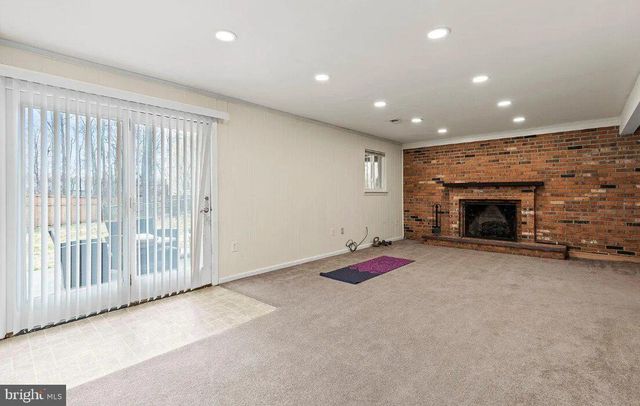 7005 STONE MILL PL, Alexandria, VA 22306