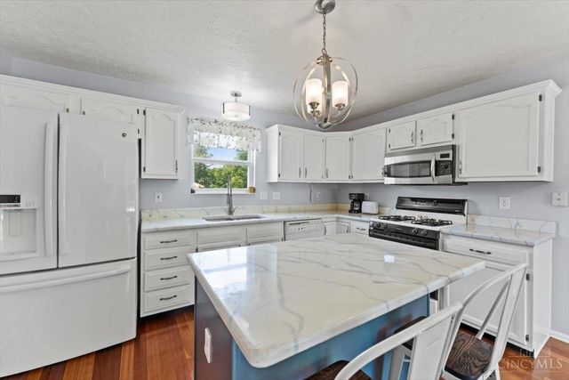 3912 Pebble Creek Lane, Batavia Twp, OH 45102