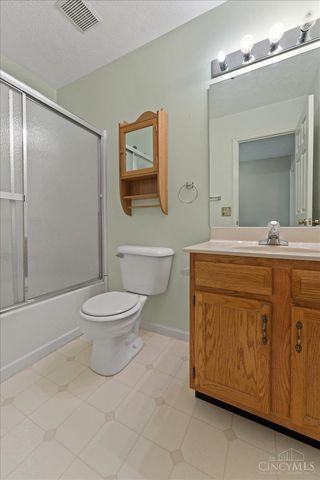 3912 Pebble Creek Lane, Batavia Twp, OH 45102