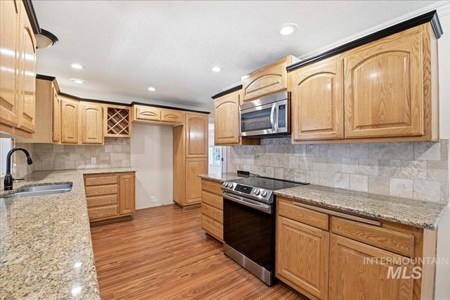 1707 N Westland Dr, Boise, ID 83704