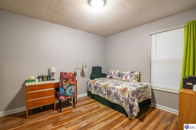 2505 Lake Road, Radcliff, KY 40160