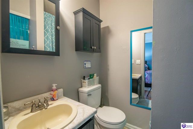 2505 Lake Road, Radcliff, KY 40160