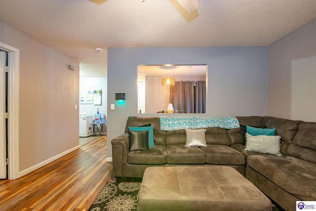 2505 Lake Road, Radcliff, KY 40160