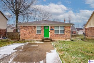 2505 Lake Road, Radcliff, KY 40160