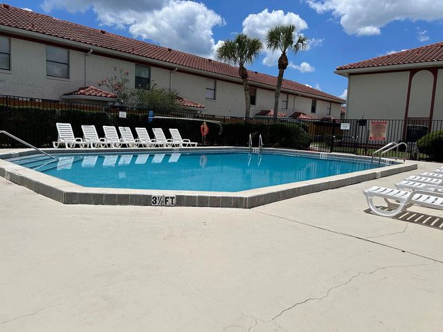 6216 YORKTOWN DR 150, Orlando, FL 32807