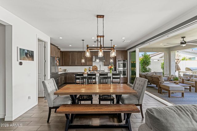 17190 W GRACEMONT Street, Surprise, AZ 85388