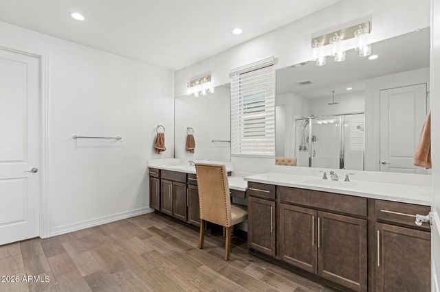 17190 W GRACEMONT Street, Surprise, AZ 85388
