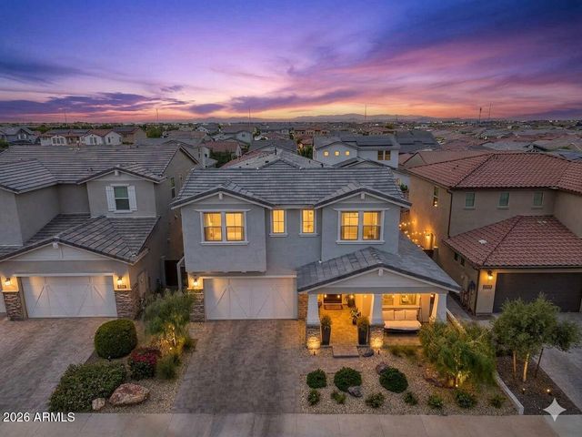 17190 W GRACEMONT Street, Surprise, AZ 85388