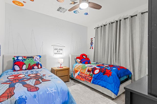 17190 W GRACEMONT Street, Surprise, AZ 85388