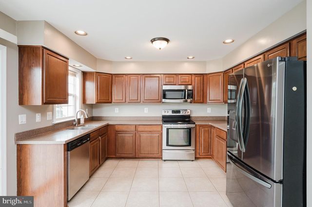 111 COVE POINT WAY, Perryville, MD 21903