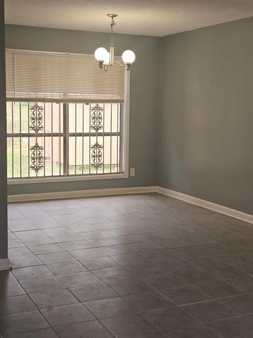 3491 HALLBROOK ST, Memphis, TN 38127