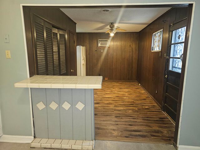 3491 HALLBROOK ST, Memphis, TN 38127