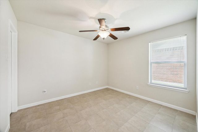 3039 Boxwood Springs Lane, Dickinson, TX 77539
