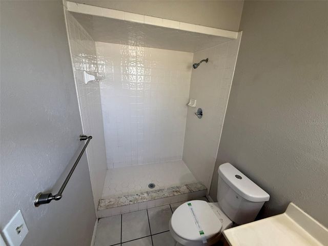 2024 BEL OMBRE CIRCLE, Lake Wales, FL 33898