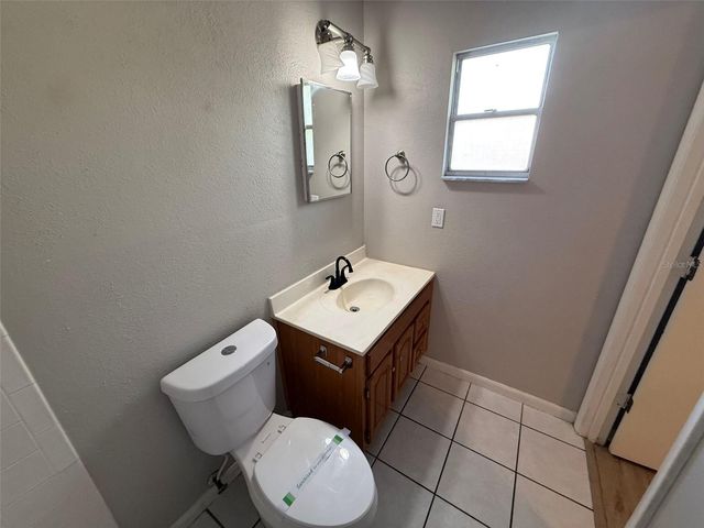 2024 BEL OMBRE CIRCLE, Lake Wales, FL 33898