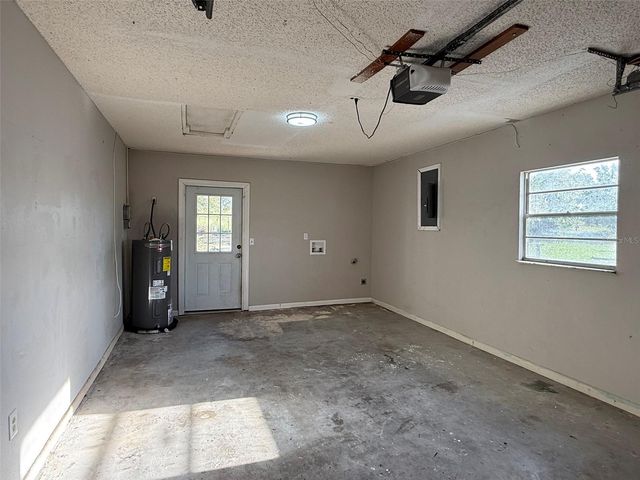 2024 BEL OMBRE CIRCLE, Lake Wales, FL 33898